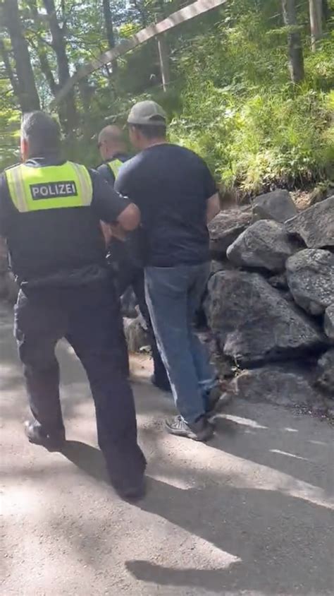 Tourist Dies After Attack Near Germanys Neuschwanstein Castle