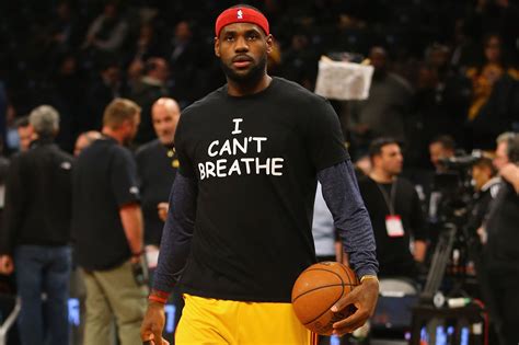 LeBron James Wears I Can T Breathe Shirt In Brooklyn Before Nets Game Vox