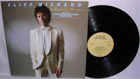 Lp Cliff Richard Dressed For The Dba Dk K B Og Salg Af Nyt Og Brugt