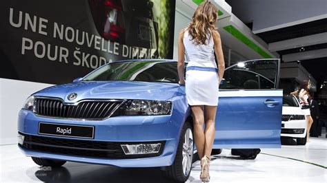Whatever model you choose from the škoda range, you'll always find yourself in possession of a car delivering a peerless combination of thrilling design, a sumptuous interior, the latest connectivity. Paris 2012: Skoda Rapid Live Photos - autoevolution