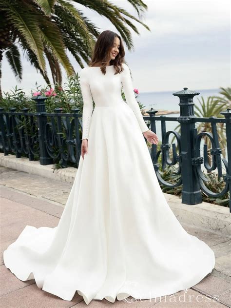 A Line Long Sleeve Backless Wedding Dresses White Satin Princess