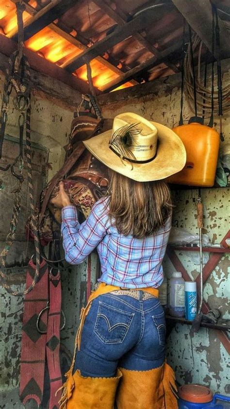 Pin On Country And Cowgirls