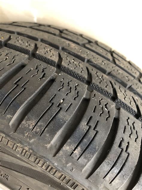 Audi A4 FS: Audi B8 A4 10-spoke wheels w/ Nokian WRG3 snow ...
