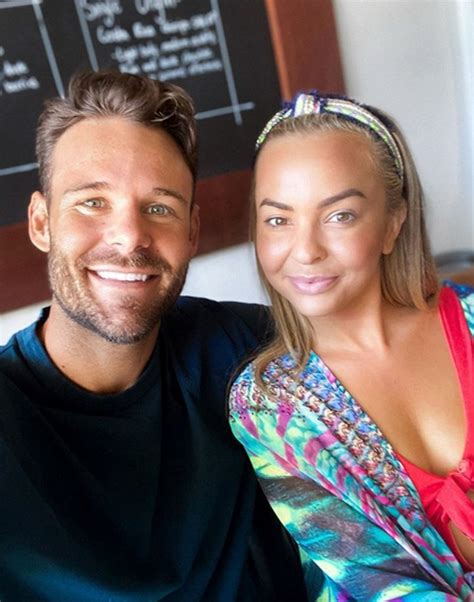 Flipboard Angie Kent Sparks Plastic Surgery Rumours With New Instagram Pic