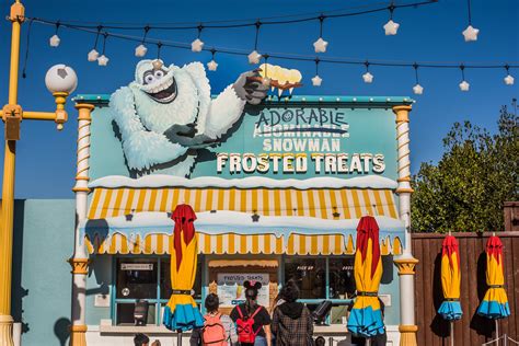 Adorable Snowman Frosted Treats Disney S California Advent Flickr