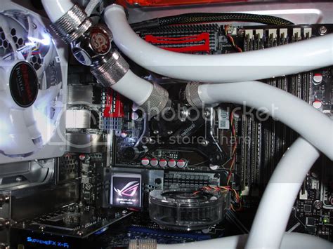 Cases With All Internal Water Cooling From The Gallery Page 8