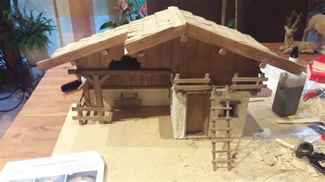 Haus bauen mit huf haus: Krippe - Weihnachtsprojekt Bauanleitung zum selber bauen ...