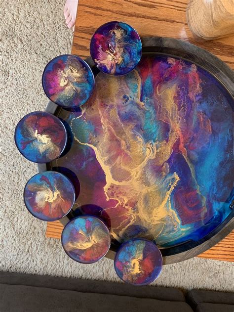Tray And Matching Coasters In 2020 Diy Resin Art Diy Resin Crafts