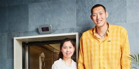 World S Tallest Couple Sun Mingming And Xu Yan Offer Advice For Successful Marriage HuffPost UK
