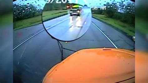 Dangerous School Bus Safety Violation Caught On Camera Youtube