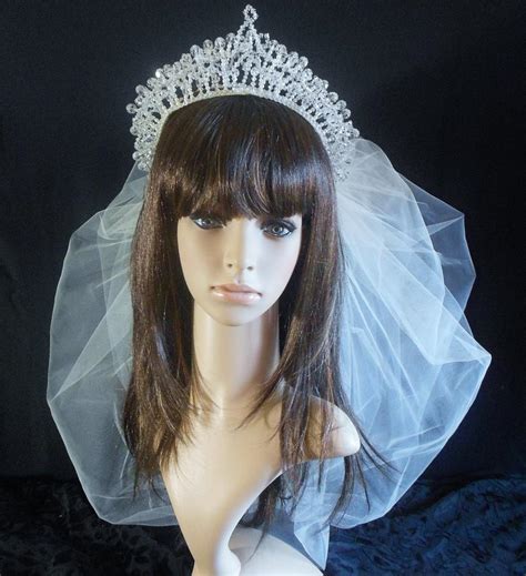 Vintage Bridal Tiara Crown With Crystals And Pearls Cathedral Veil