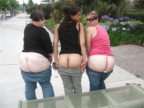 Group College Mooning IgFAP