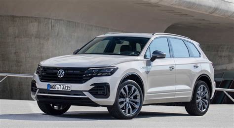 Volkswagen Touareg Review The 292900 Suv Is A Three Litre