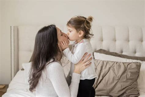 ¿besos En La Boca A Los Hijos Buenas Razones Para Hacerlo Con Sentido Mamas And Papas El PaÍs