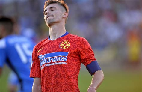 Born 30 december 1994) is a romanian professional footballer who plays for fcsb as a forward. Dâmbovițeanul Florin Tănase a călcat din nou pe bec ...