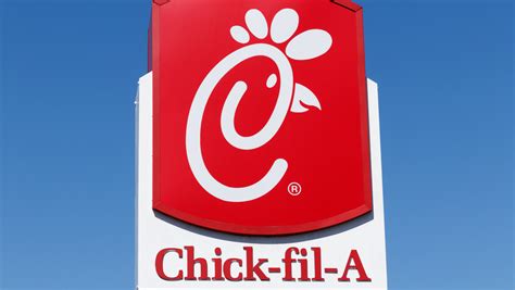 The Chick Fil A Logo Used To Look A Lot Different