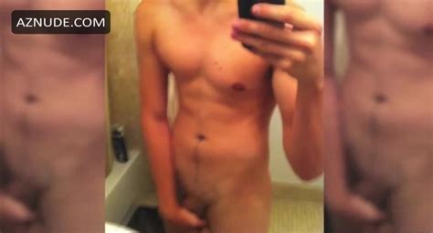 Dylan Sprouse Nude Aznude Men. 