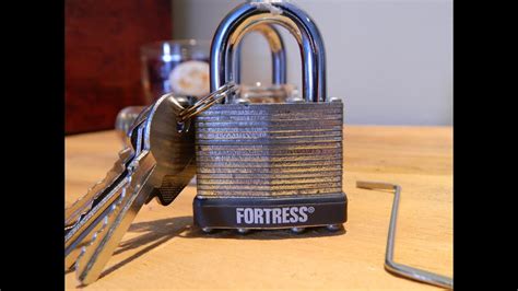 Picking locks is way more useful than you think. How to pick a lock for beginners EASY - YouTube