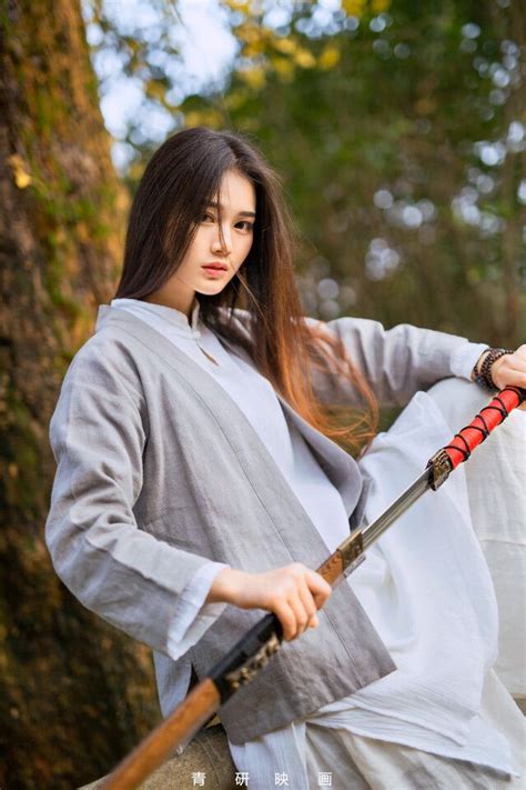 Katana Girl Female Samurai China Girl Warrior Girl Pose Reference
