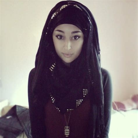 Muslim Beauty Sister