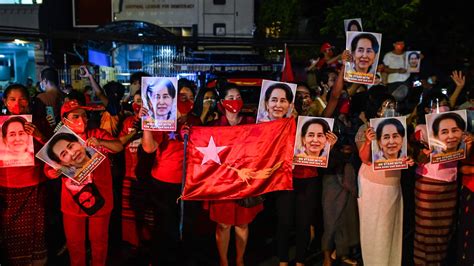 Myanmar Election Delivers Another Decisive Win For Aung San Suu Kyi The New York Times