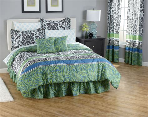 Fiesty, animal print bedroom for teens. Zebra Damask King 20 piece Bedroom Comforter Set Animal Print