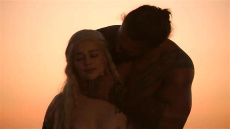 Emilia Clarke Game Of Thrones Nudesexyhot Scenes