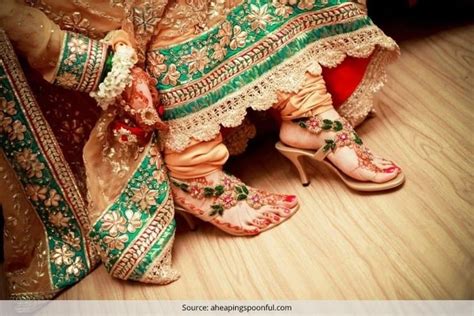Tips To Help Indian Bride Buy Her Wedding Shoes