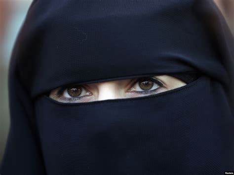 Niqab Adds New Wrinkle To Tajikistans Head Scarf Ban