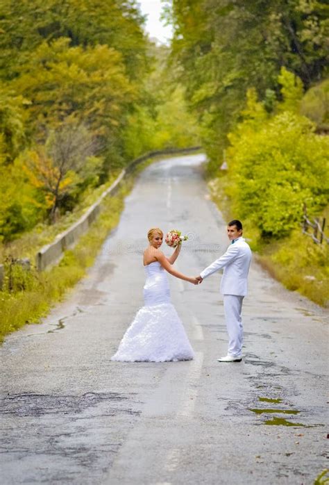 Husband And Wife In The Nature Stock Image Image Of Beauty Dress 45989035