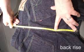 Biasanya para sobat juga mengenal cara mengukur lebar penggang celana apa muat atau tidak dengan tangan bukan ? CARA MENGUKUR UKURAN CELANA JEANS | GROSIR CELANA JEANS