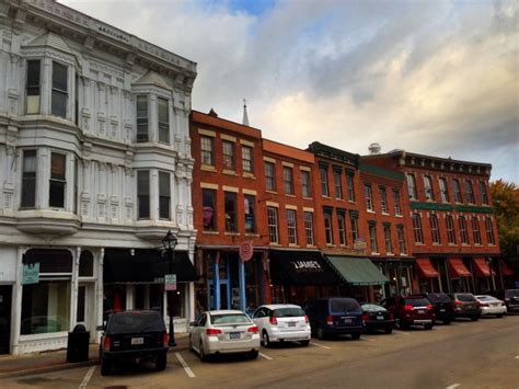 The Most Beautiful Charming Small Towns In Illinois