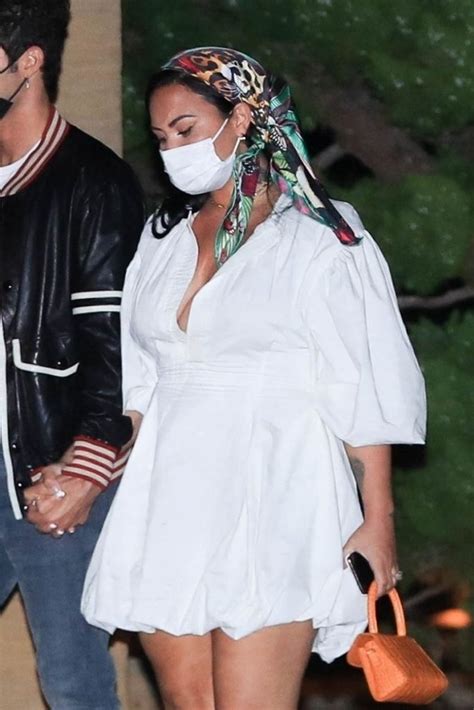Yesterday, demi lovato premiered the trailer for her new youtube docuseries demi lovato: Demi Lovato With Her Fiancé at Nobu in Malibu 08/29/2020 ...