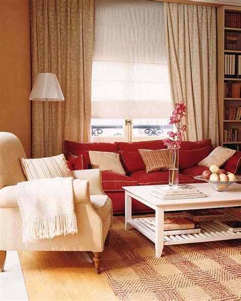 The direction you choose may depend on the other furnishings you already own, but remember that editing is important when designing a room with. 30 Small Living Room Decorating Ideas | Living room red ...