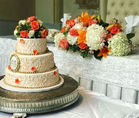 Coral Theme Wedding Wedding Flowers Sweetheart Table Flowers