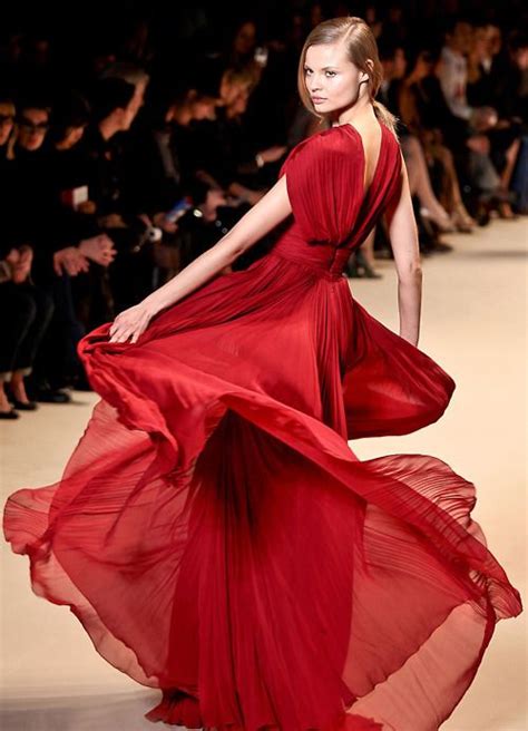 Beautiful Ellie Saab Fashion Week Red Fashion Look Fashion High