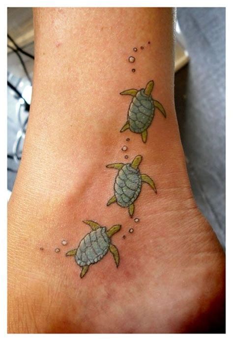 80 Simple And Small Sea Turtle Tattoos Design With Meanings Turtle