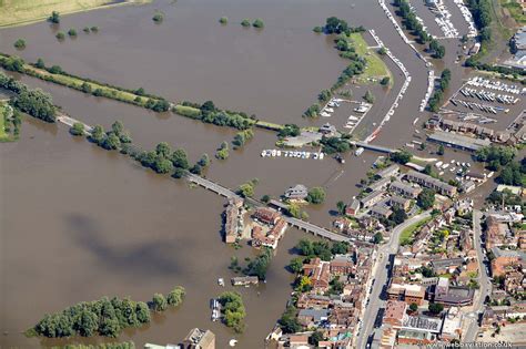 Tewkesbury Gloucestershire During The Great River Severn Floods Of