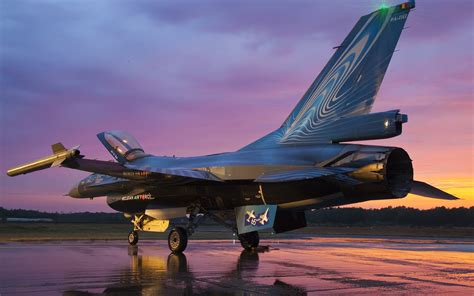 General Dynamics F 16 Fighting Falcon Full Hd Wallpaper And Background