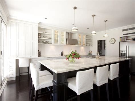 Design a kitchen island with seating that invites family members and guests to pull up a chair or stool and share conversation while you're cooking. 11 Amazing Interior Design Ideas For Kitchen (Large Space ...