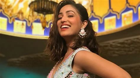 Bollywood News Yami Gautam Shares Her Happy Throwback Pic From Ginny Weds Sunny 🎥 Latestly