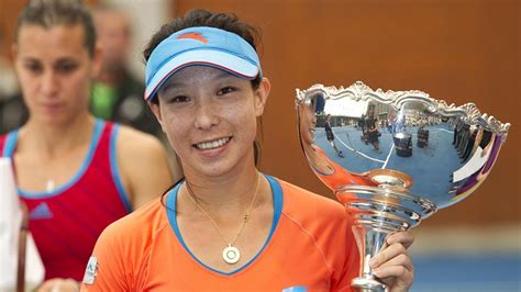 Zheng Alt Y L Sonra Wta Auckland Tenis Eurosport