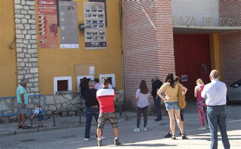 La Taquilla De La Plaza De Toros Vende Desde Hoy Los Abonos De La Feria