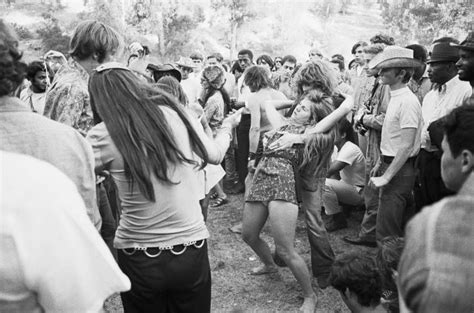 Hippie Foto S 39 Afbeeldingen Uit De Jaren Zestig Amerikaanse Geschiedenis