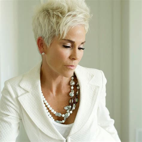 Pin On Chic Short Hair Styles