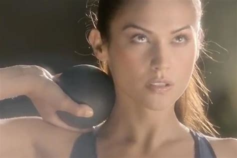 Who Is The Hot Girl In The Axe Body Spray ‘hot Putt’ Commercial