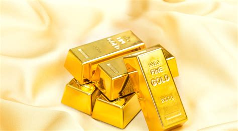 Wealth Building Strategies millionaires use and broke people don't