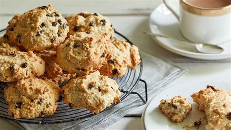 Rock Cakes Recipe How To Make Rock Buns Baking Mad