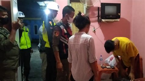 Puluhan Pasangan Mesum Dan 4 Psk Di Cirebon Terjaring Razia Didenda Rp300 000 Rp500 000
