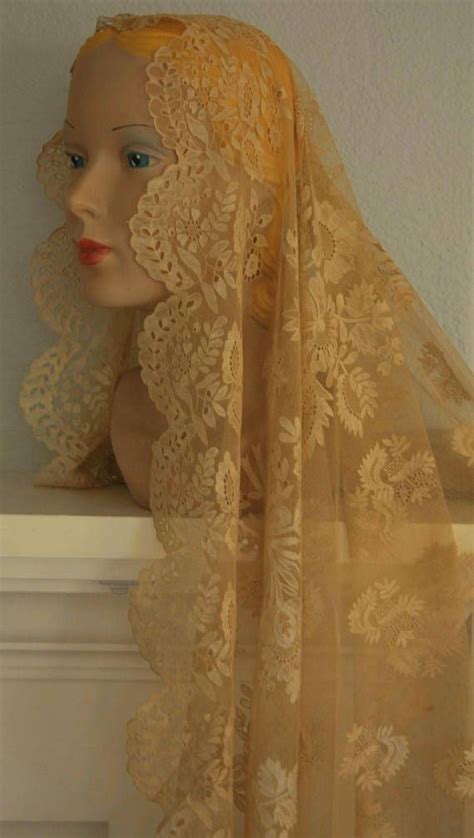 1800s Lace Veil French Lace Antique Wedding Hair Piece Etsy Wedding